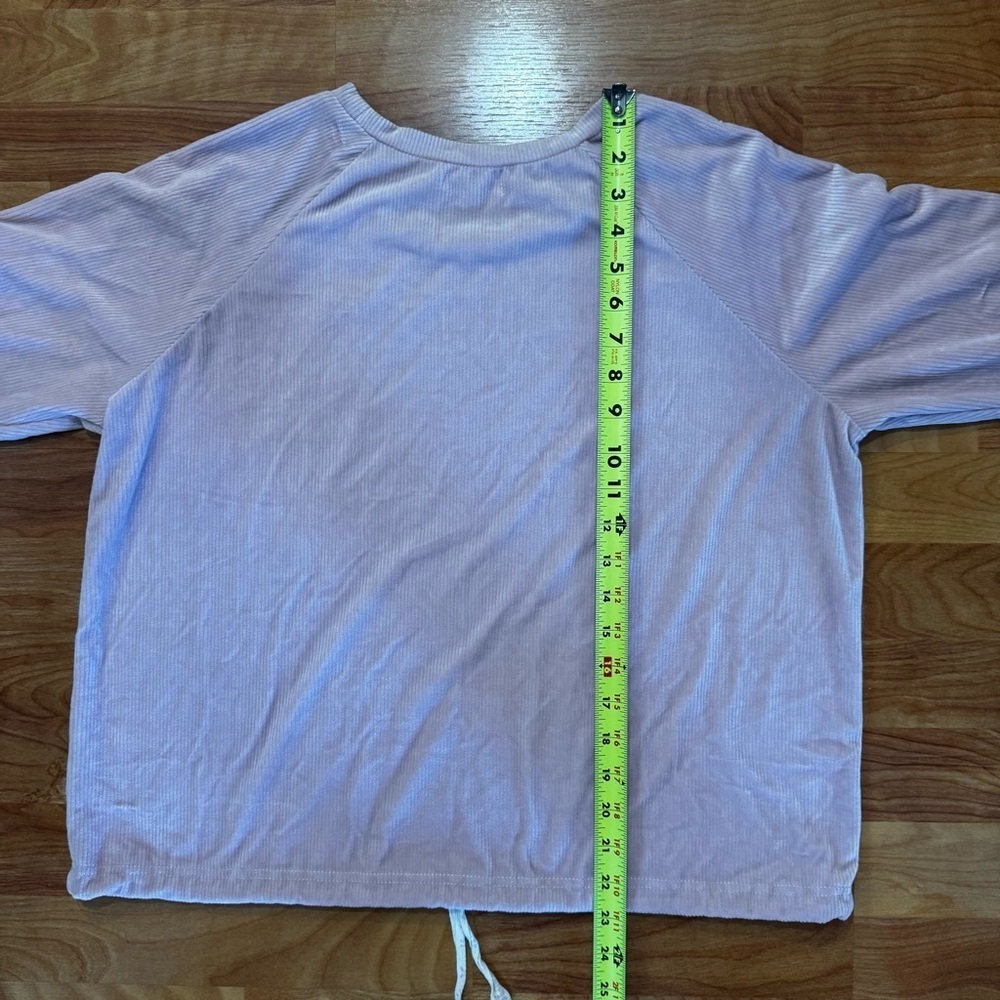 Hurley Cropped  Corduroy Long Sleeve T-Shirt Pullover Top Pink Women’s Medium - Picture 13 of 16
